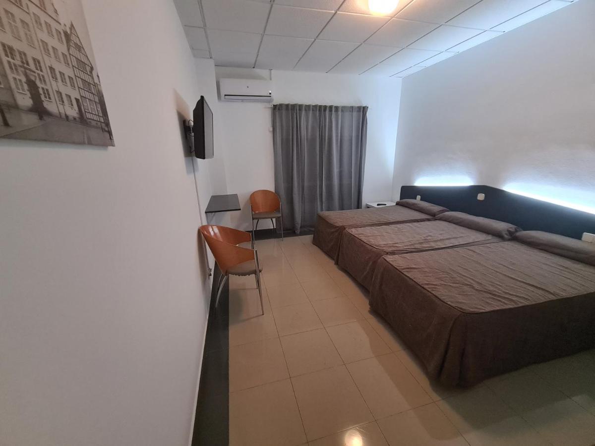 Hotel Lisboa Кастрильо-де-ла-Гуаренья Экстерьер фото